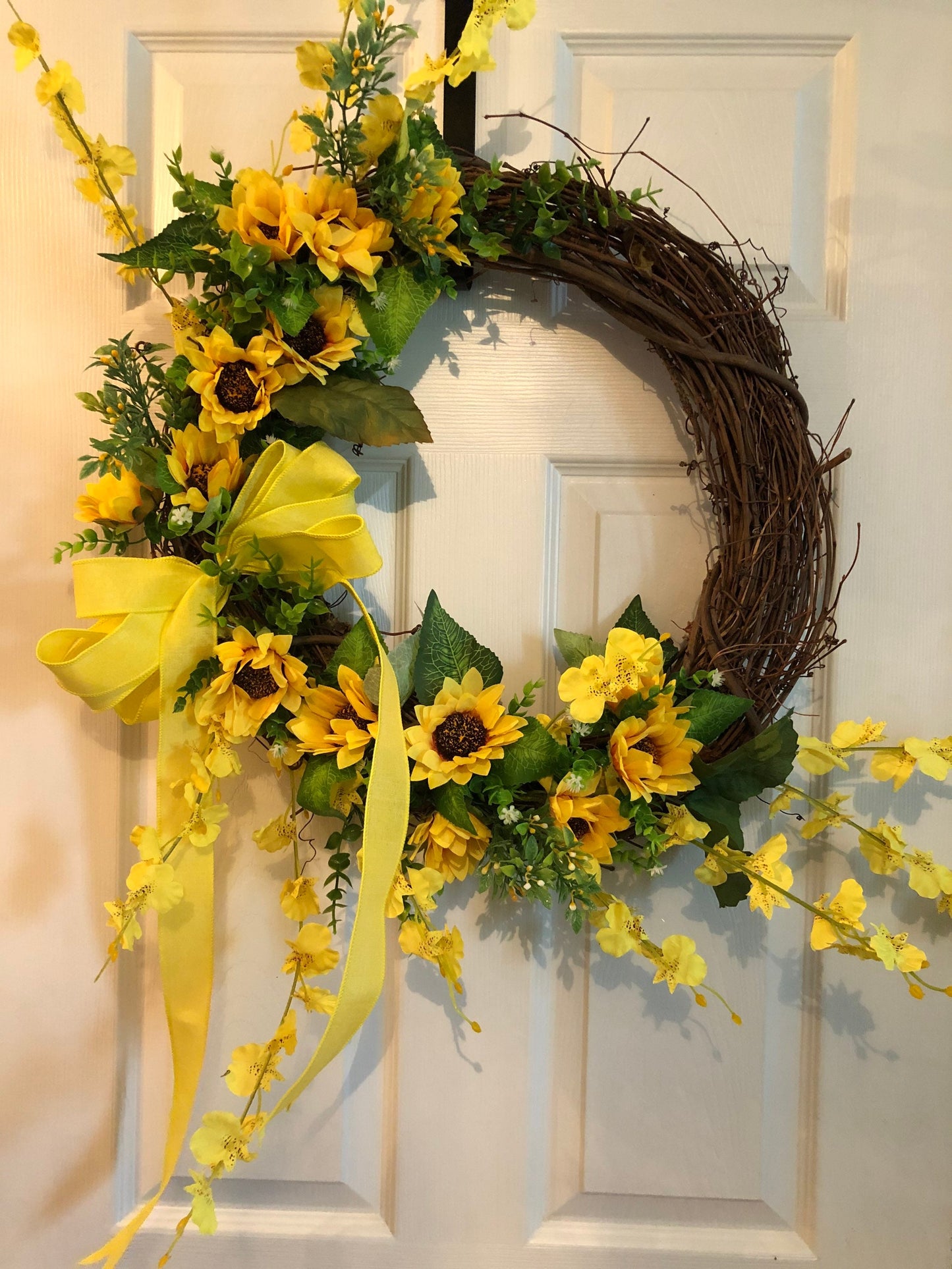Sunny Sunflower Wreath, long bow tail, rustic front door decor