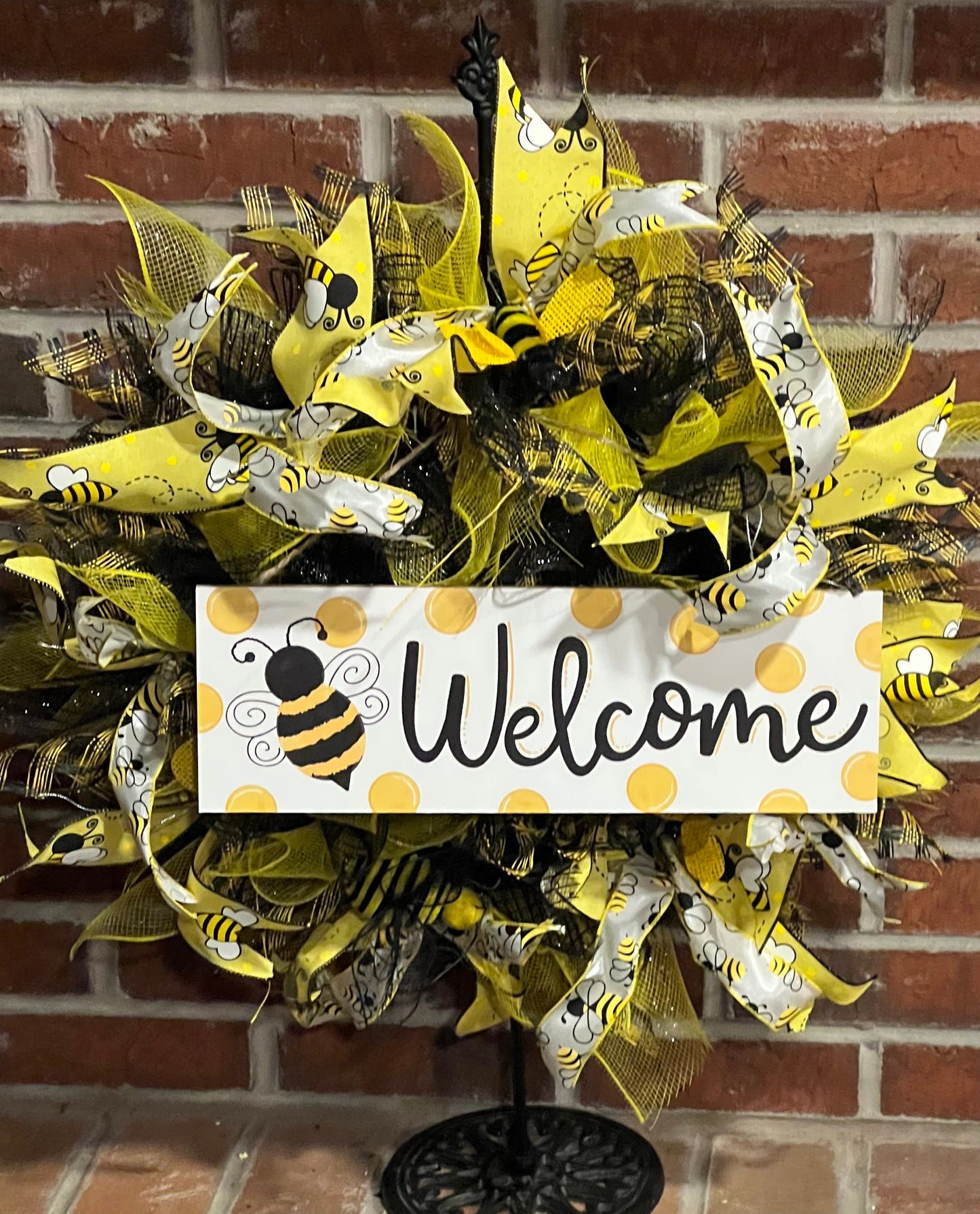 Bee Wreath, Honey Bee, Bee-u-tiful, Bee Keeper, Welcome Wreath