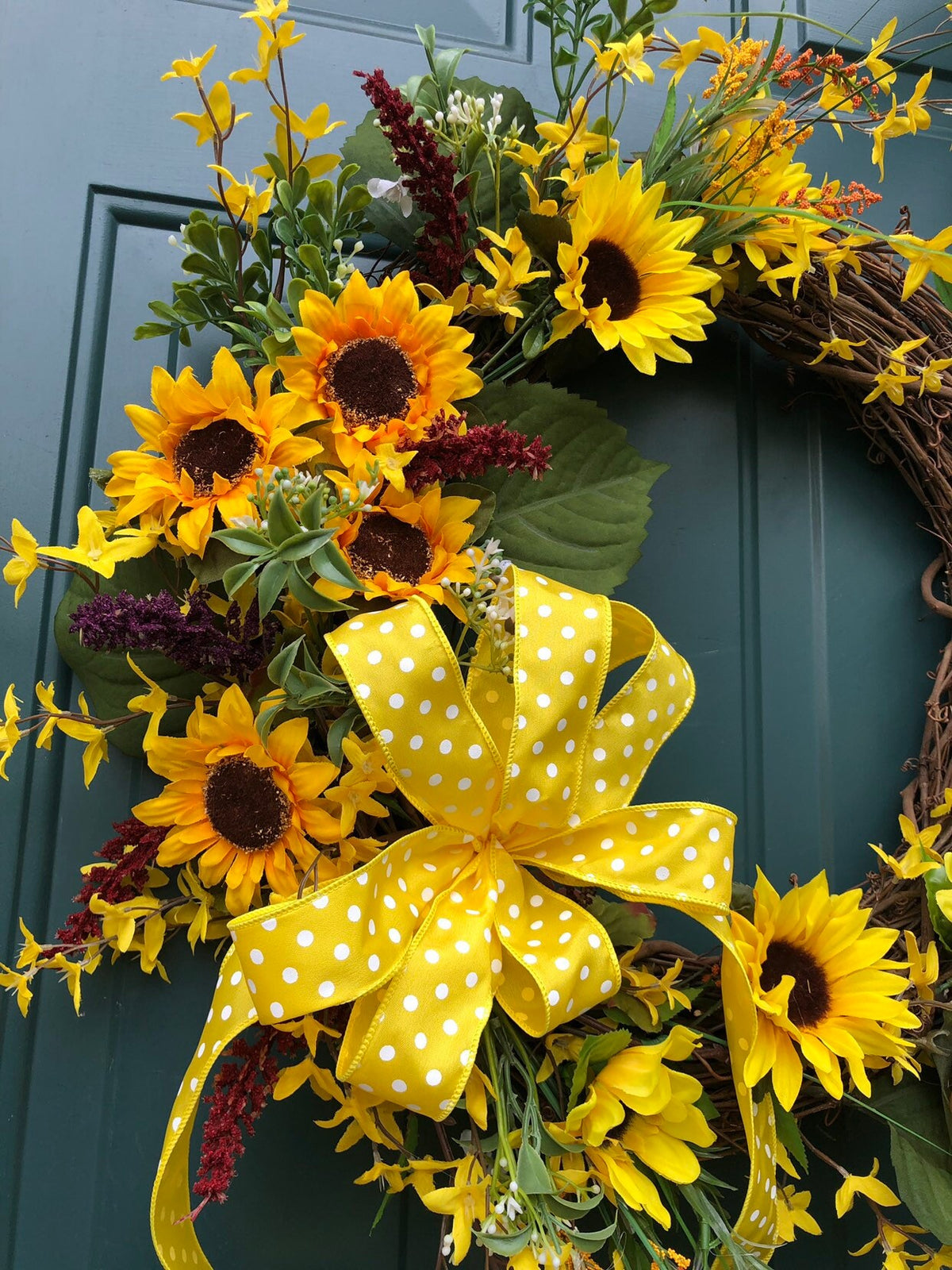Sunny Sunflower Wreath, yellow polka dots