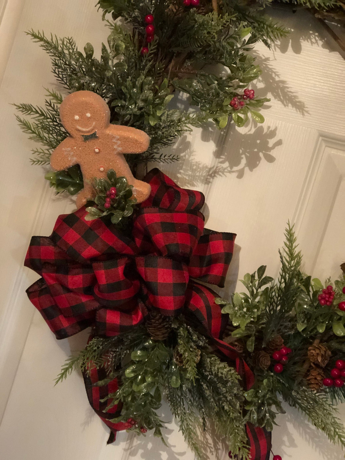 Buffalo Plaid Gingerbread, Grapvine Christmas Wreath