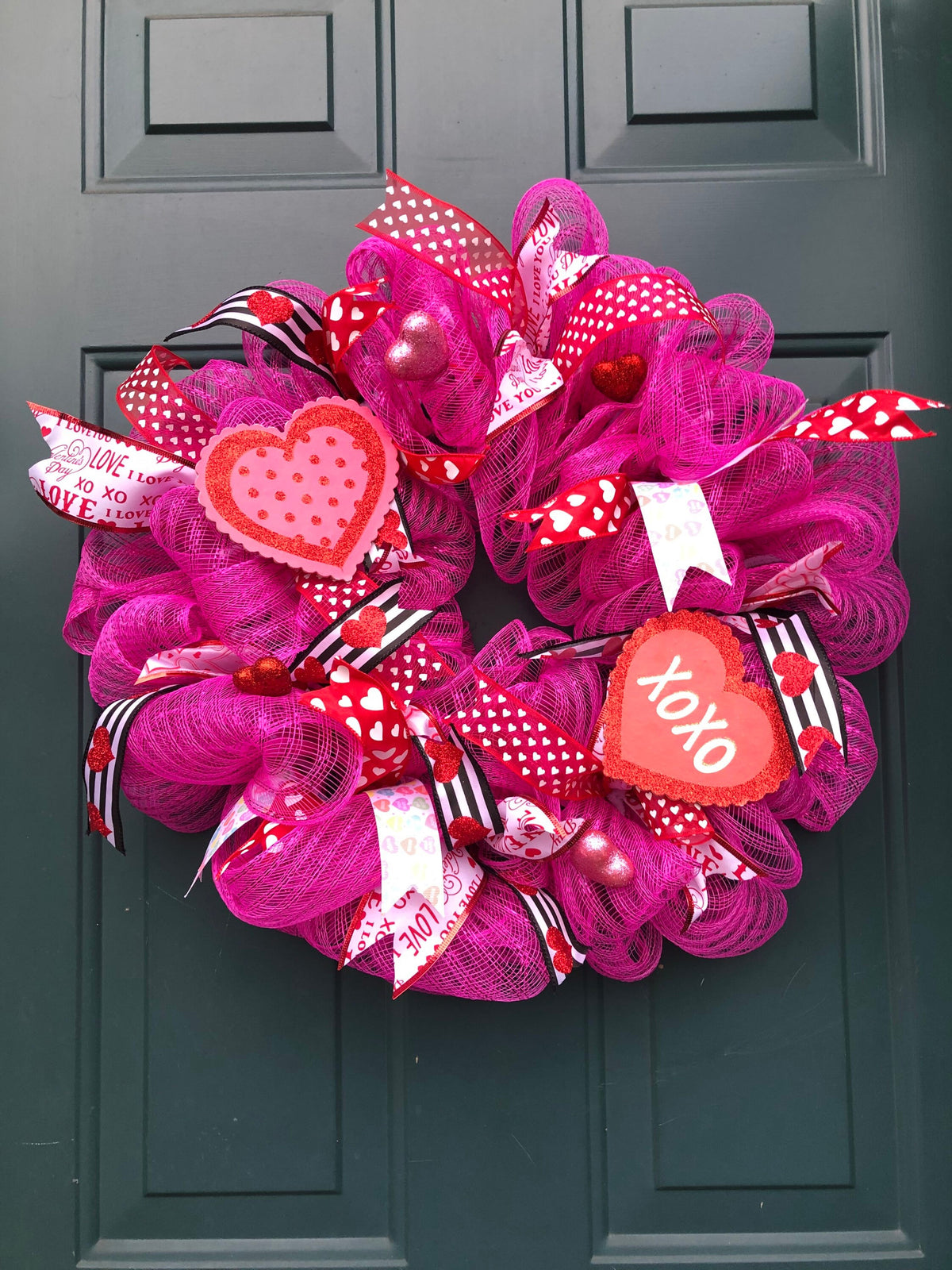 Hot Pink Valentines Wreath, Happy Valentines Day, Hearts, front door decor